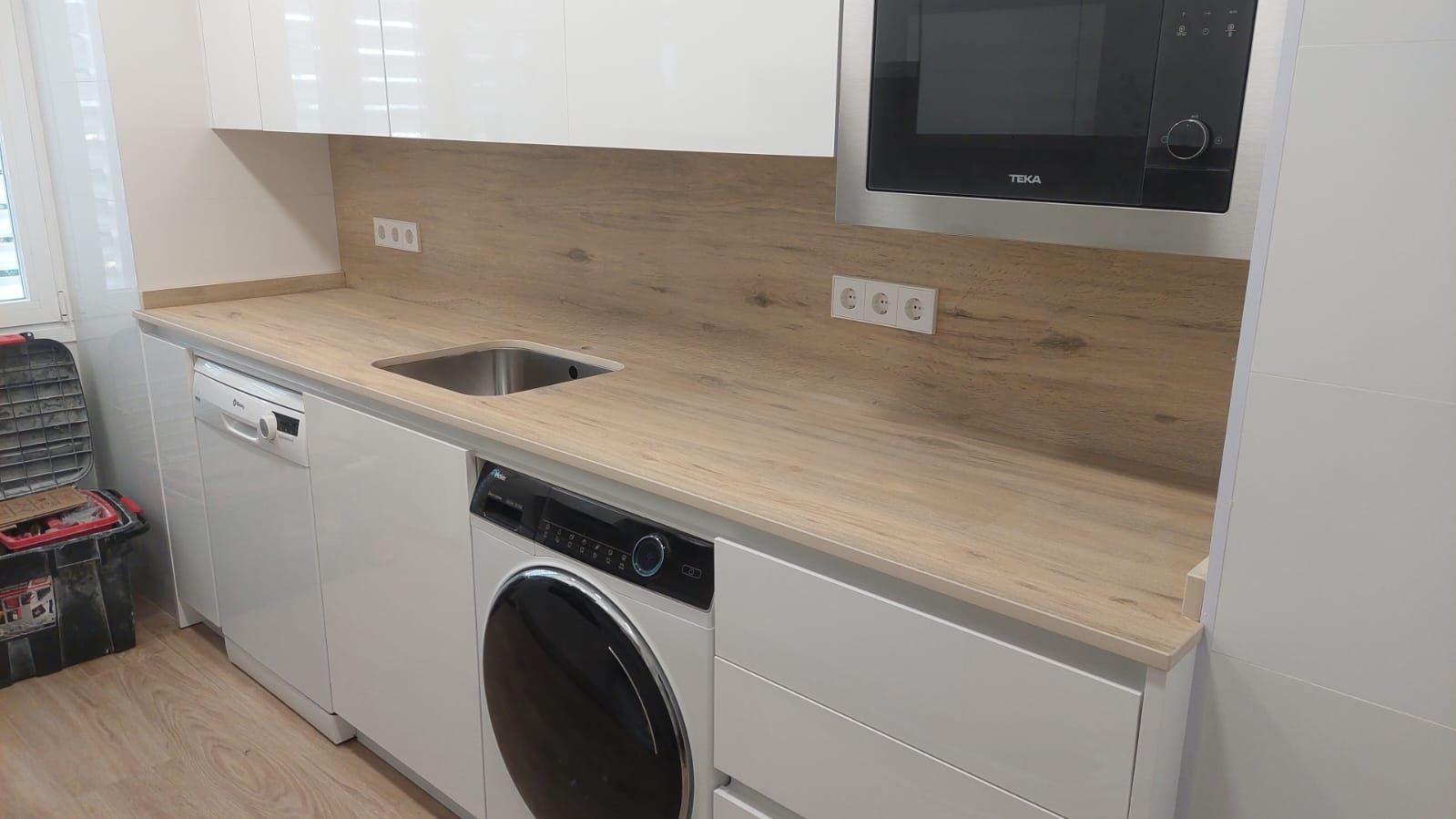 COCINA CON APERTURA GOLA